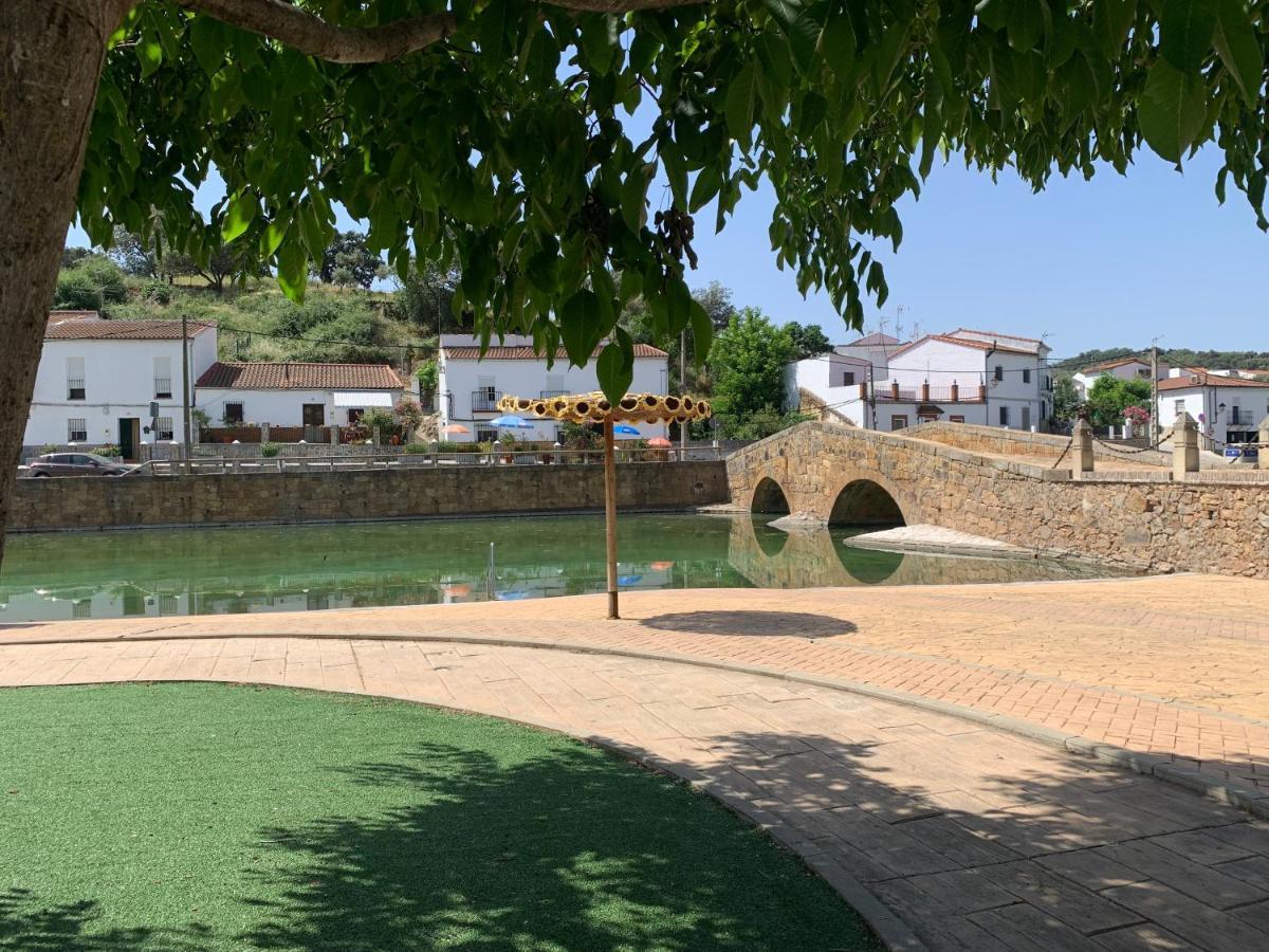Casa Rural Nacimiento Del Hueznar - Tomillo 17 San Nicolás del Puerto Eksteriør bilde