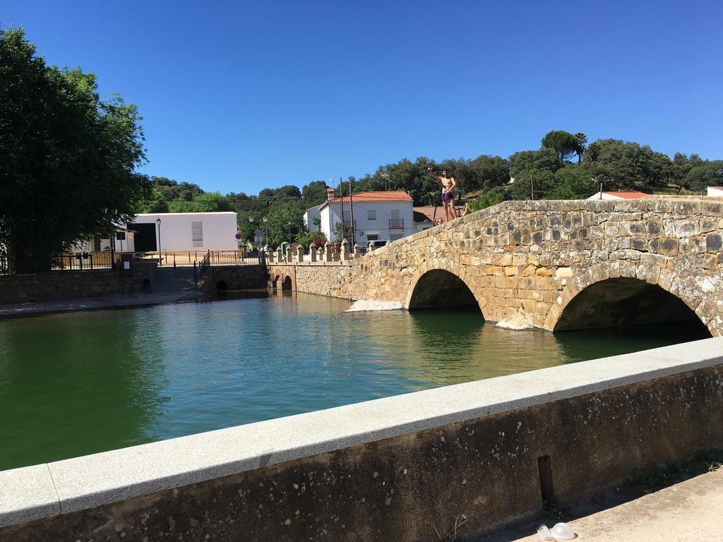 Casa Rural Nacimiento Del Hueznar - Tomillo 17 San Nicolás del Puerto Eksteriør bilde